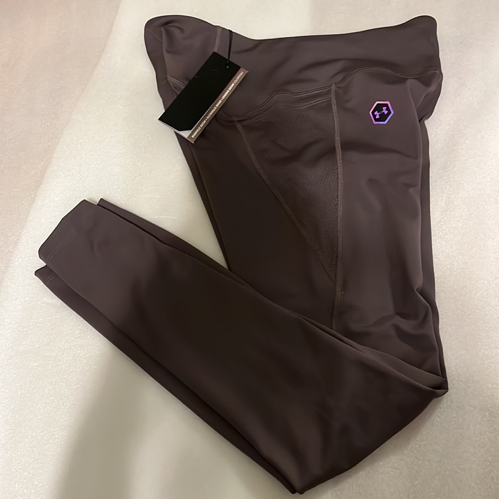 Under Armour Leggings Large Brand NEW